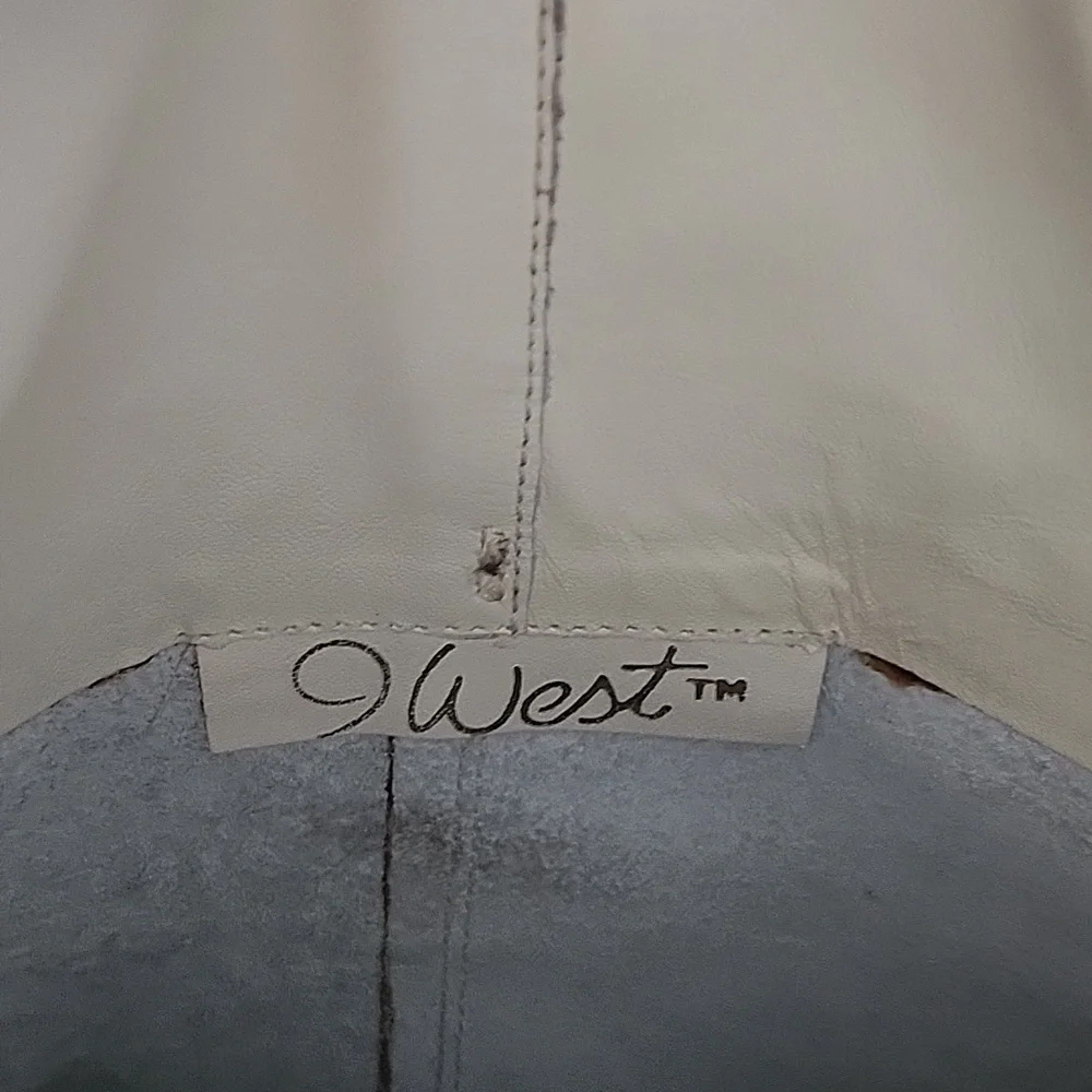 Vintage Nine West Booties - Picture 9 of 9